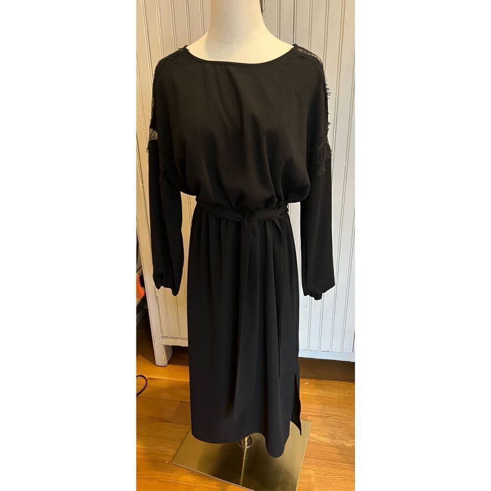 NWOT Rosa G dress black with lace cut out sleeves